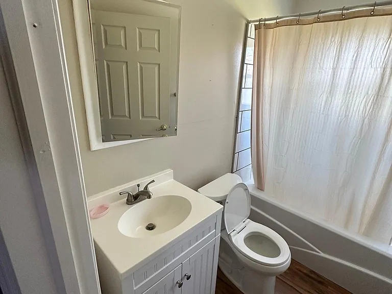 4441 Marlowe St — Photo 11