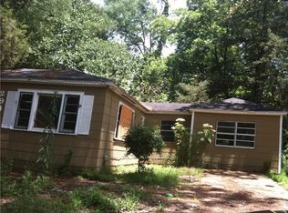 2940 Greenview Dr, Jackson, MS 39212