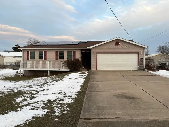 260 West St, Groveland, IL 61535