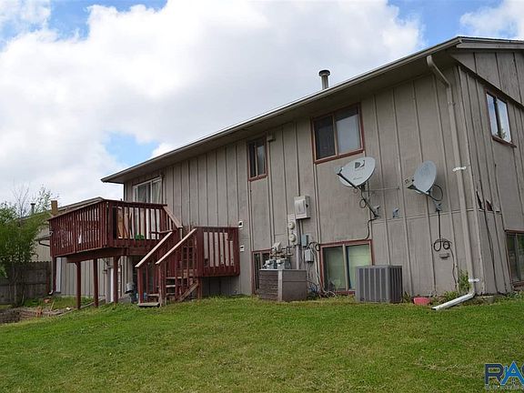 3rd image of 1509 E Bennett St #1
