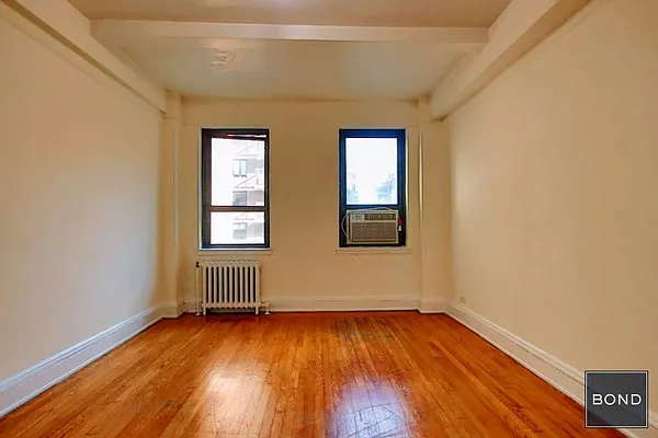 Rented by Bond New York | media 3