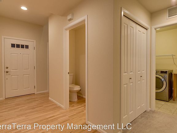 4th image of 23865 NE 112th Cir Unit 3