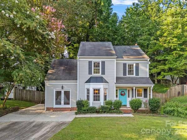 1101 Well Spring Dr, Charlotte, NC 28262