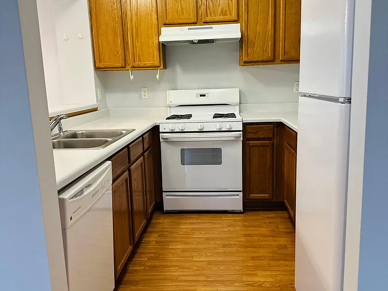 6363 Commonwealth Dr #12 — Photo 15