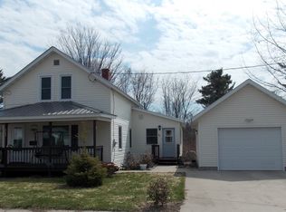303 N 3rd St, Lanse, MI 49946