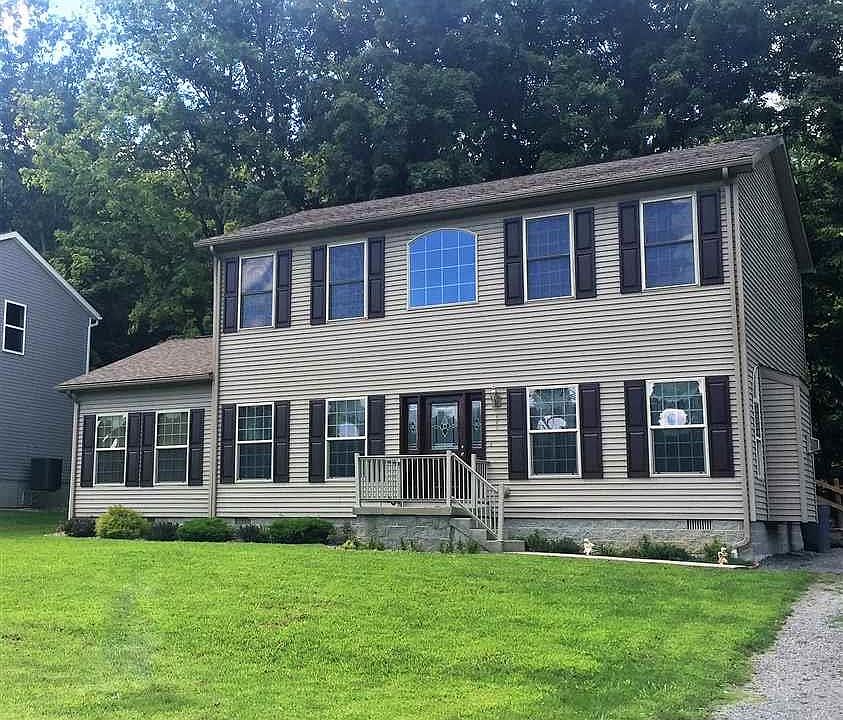 1st image of 123 Valley Forge Cir