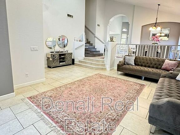 5th image of 1220 S Abilene Ct