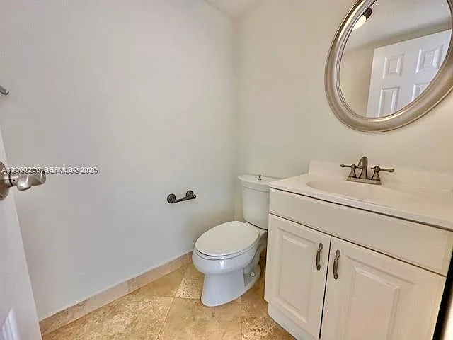 2450 NE 135th St #1005 — Photo 14