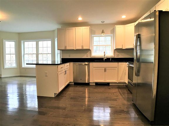 5th image of 80 W Dorsey Ln #A