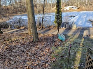2644 W Geneva Lake Dr, Shelbyville, MI 49344