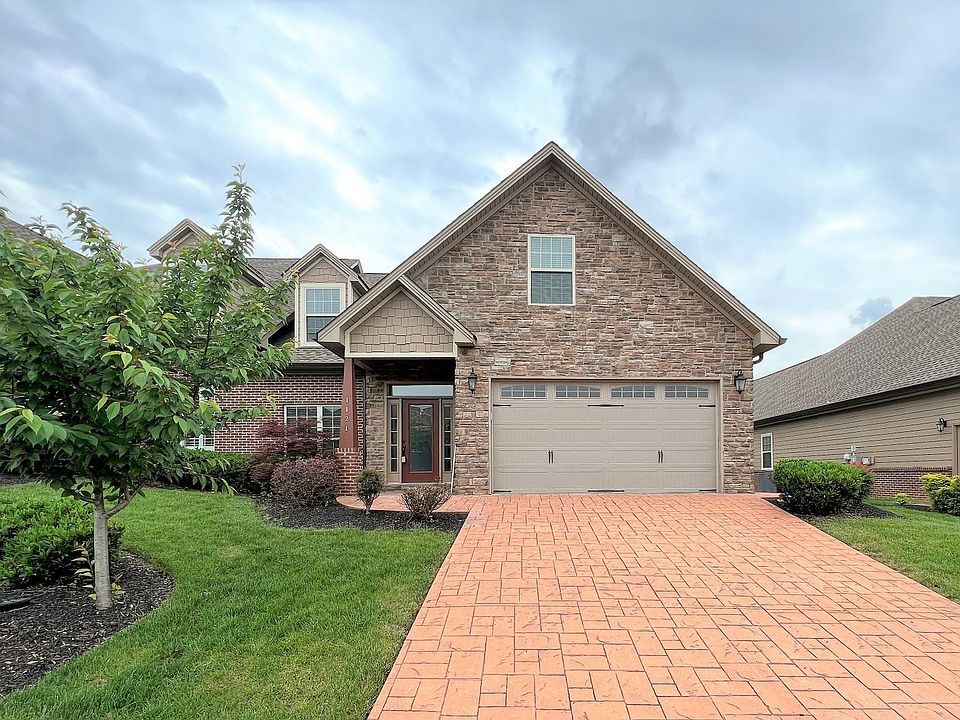 1st image of 1121 Andalusian Way