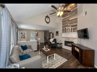 2016 Raven Ln, Lewisville, TX 75077