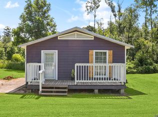 8364 Phillips Rd, Saint Amant, LA 70774