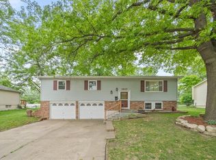 1617 W Brittany St, Olathe, KS 66061