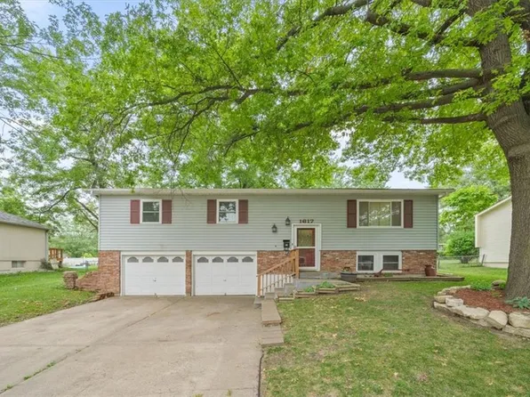 1617 W Brittany St, Olathe, KS 66061
