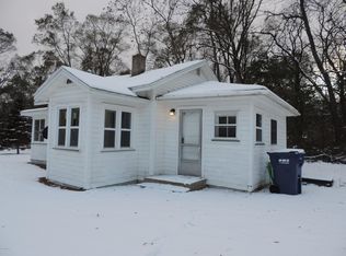 5854 White Rd, Muskegon, MI 49442