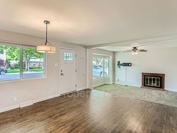 2nd image of 122 Newport St
