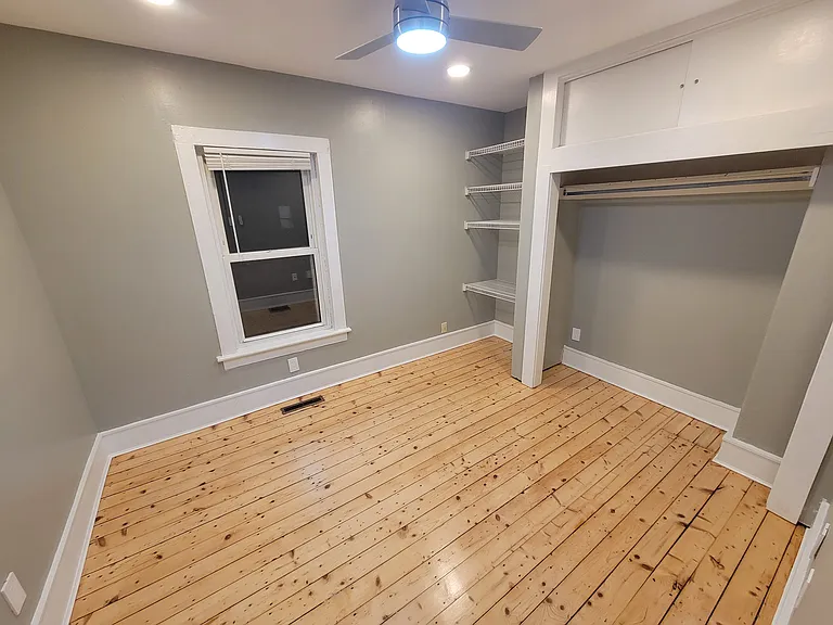 29 Foster St #1 — Photo 11