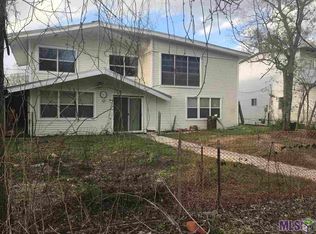 22400 Chinquapin Ave, Maurepas, LA 70449