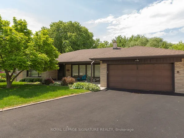 14 Canerouth Dr, Toronto, ON M9C 3R5