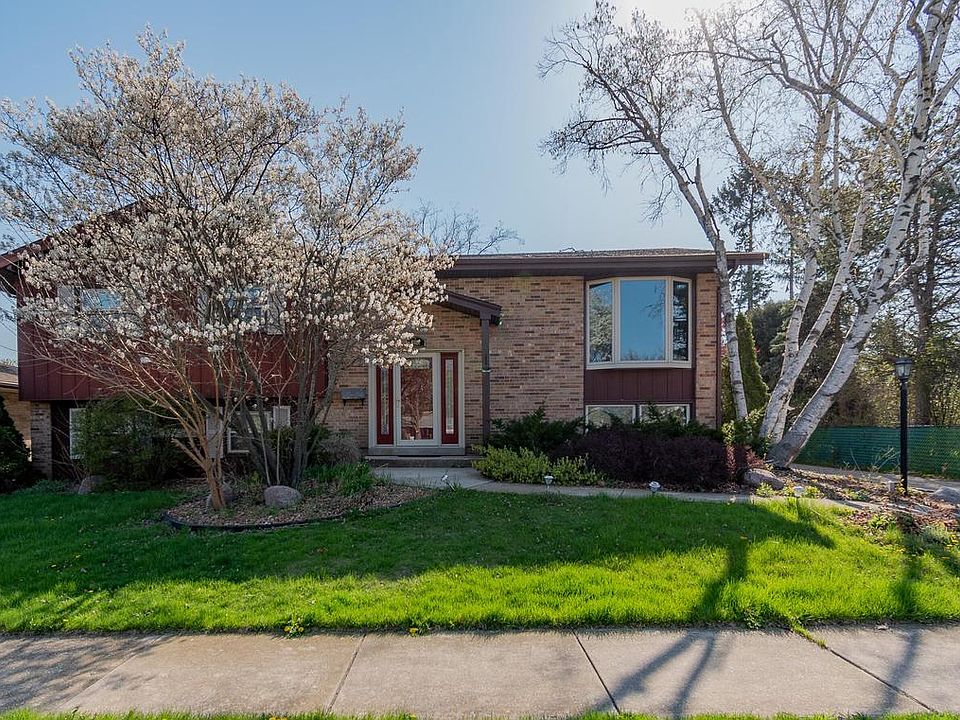 6822 Pershing BOULEVARD, Kenosha, WI 53142 Zillow