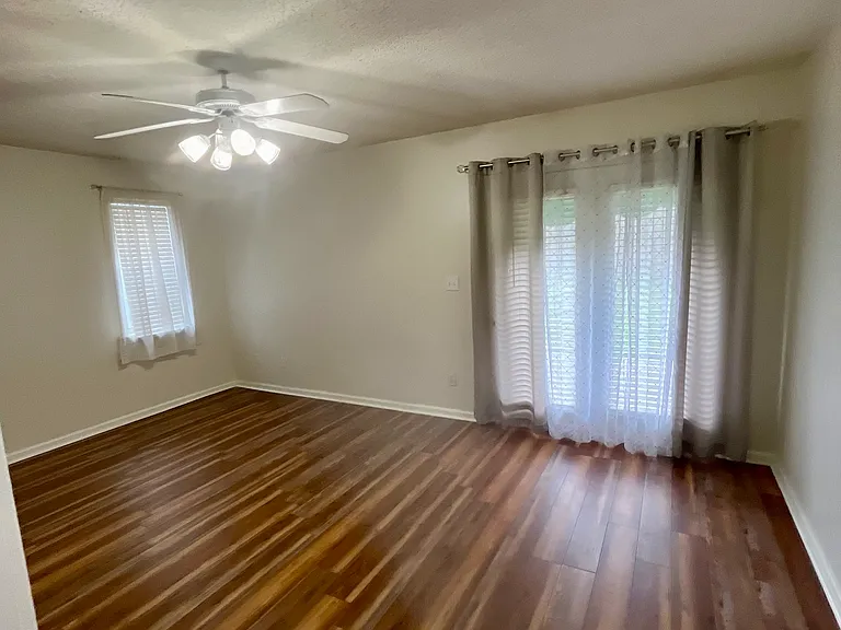 631 Albany St #1 — Photo 18