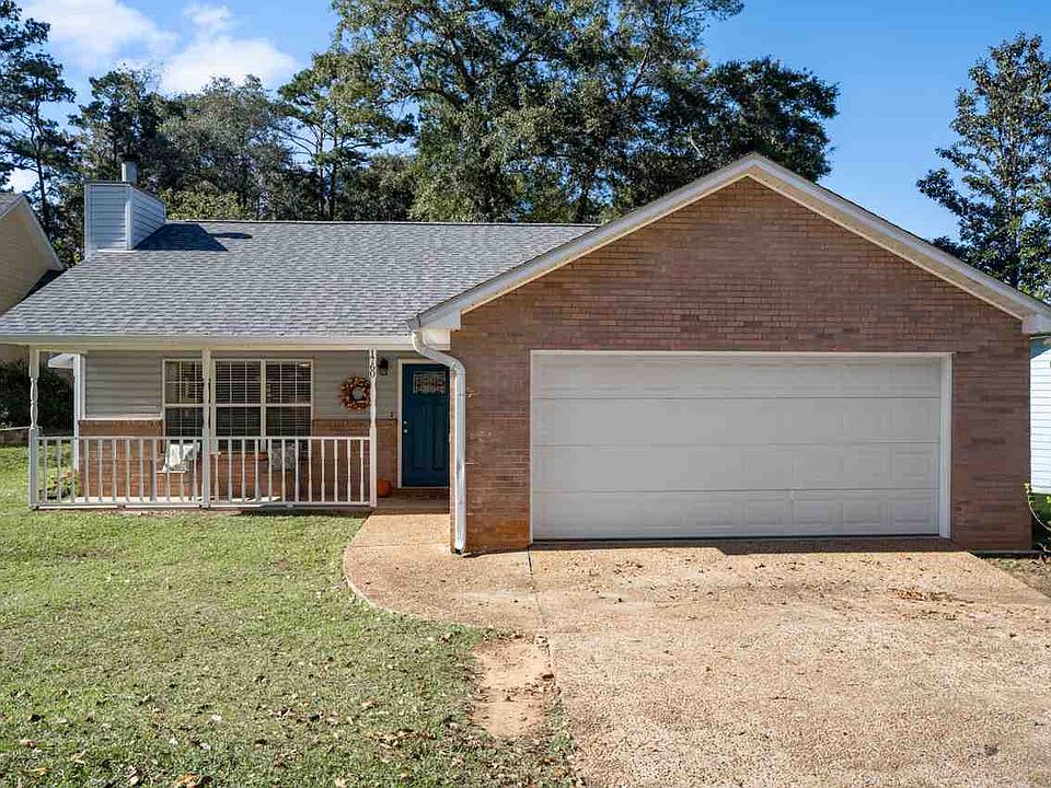 1st image of 1760 Riverbirch Holw