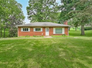 111 Leslie Rd, Valencia, PA 16059