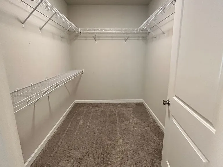 410 Thornbird Loop — Photo 10