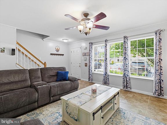 5th image of 64 Fiser Ln