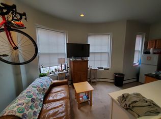 158 Saint Botolph St APT 2R, Boston, MA 02115