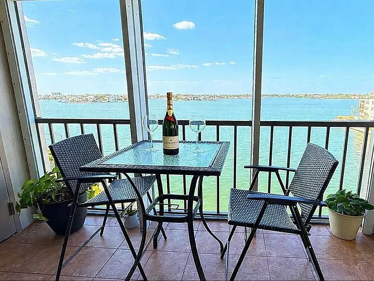 7700 Sun Island Dr S #506 — Photo 18