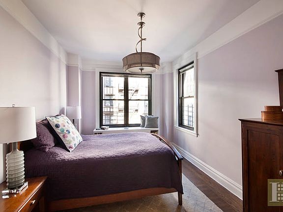 2nd image of 250 W 75th St APT 5A