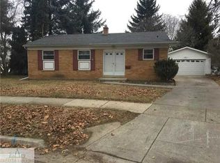 1620 Holly Ct, Lansing, MI 48910