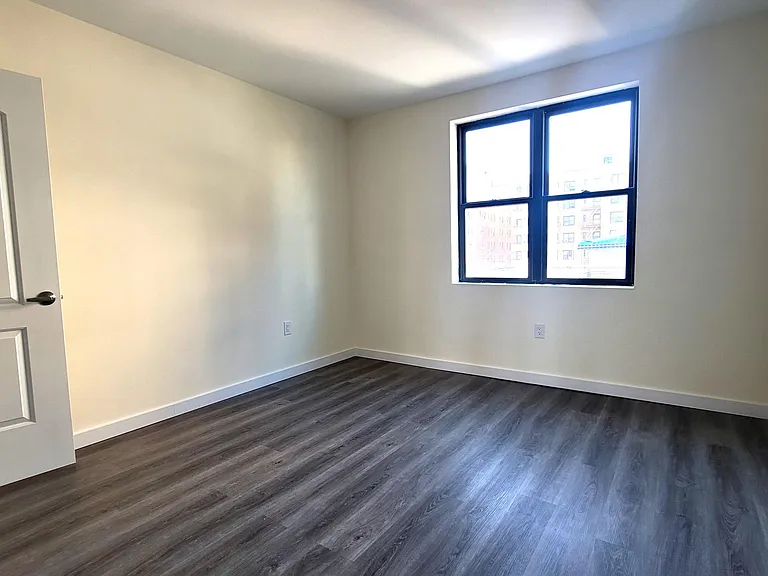 140 Amherst St #1 — Photo 10
