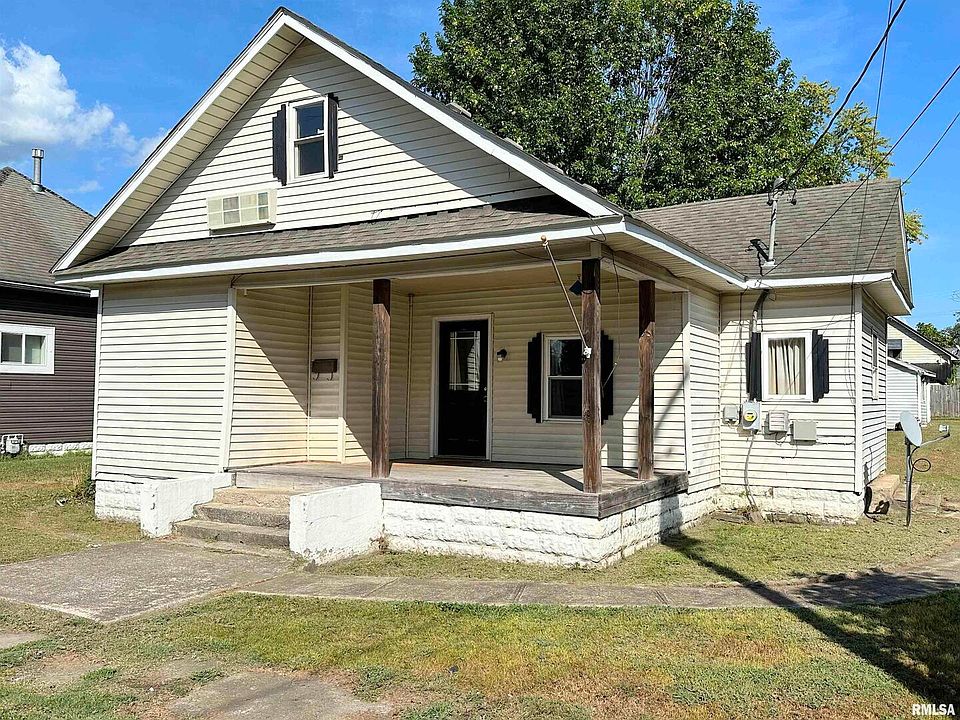1st image of 204 S Parkhill St