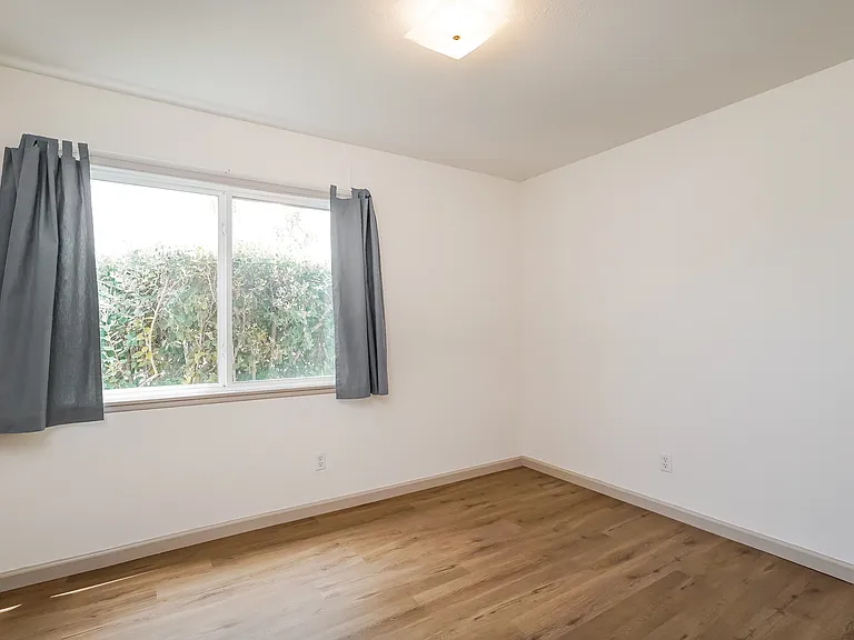 6500 Lockhurst Dr — Photo 16