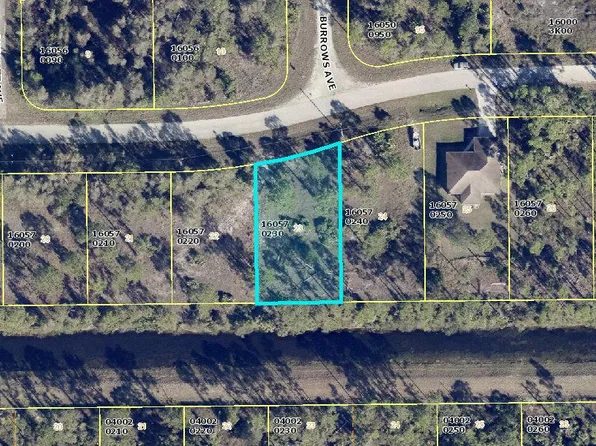 1048 Candlelight Drive, Lehigh Acres, FL 33974
