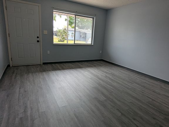 2nd image of 1121 Connecticut Ave APT K