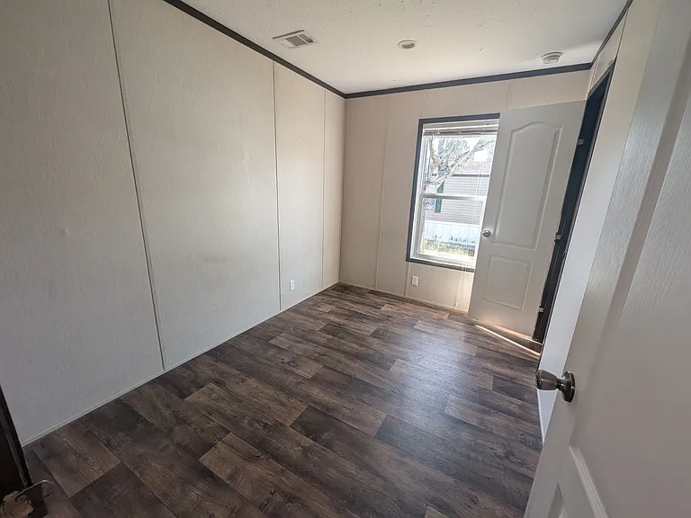 Swan Lake - Rent to Own — Photo 49