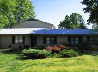 217 Tanglewood Dr, Kannapolis, NC 28081