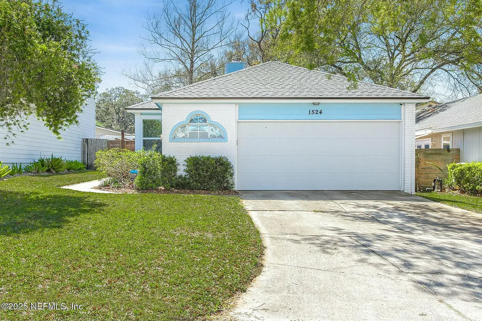 3 bed, 1101 sqft, $3,200 — Photo 1