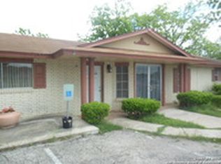 810 Toepperwein Rd, Converse, TX 78109