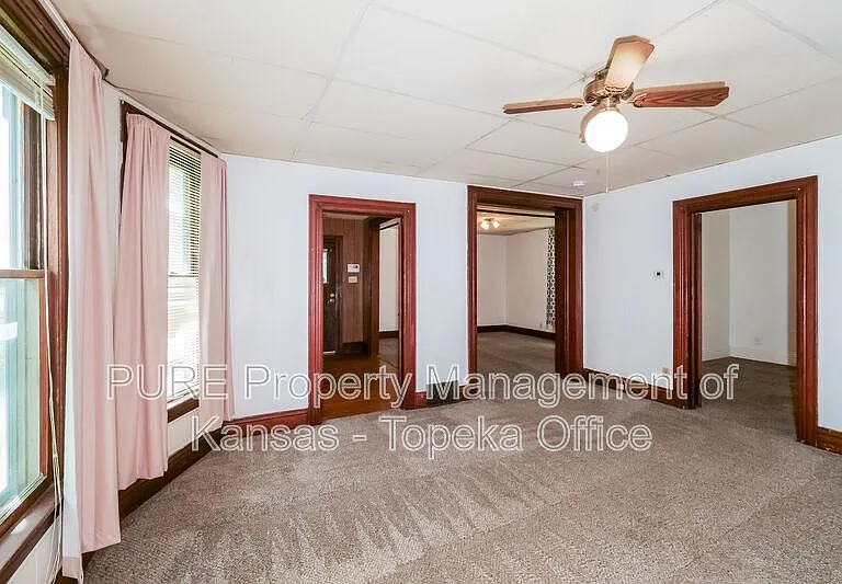 416 SW Clay St — Photo 8