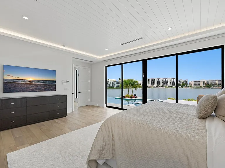 200 Bahia Point — Photo 23