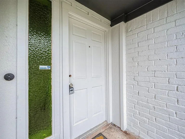 6919 Maczali Dr — Photo 2