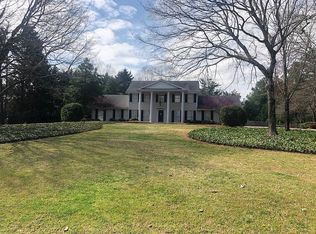 5 Maple Dr, Cartersville, GA 30120