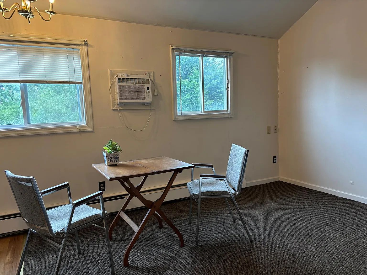 Studio, 350 sqft, $1,500 — Photo 2