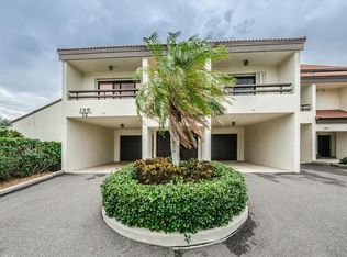 126 1st St E APT 102, Tierra Verde, FL 33715