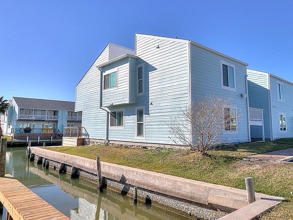 2nd image of 706 Lauderdale Dr